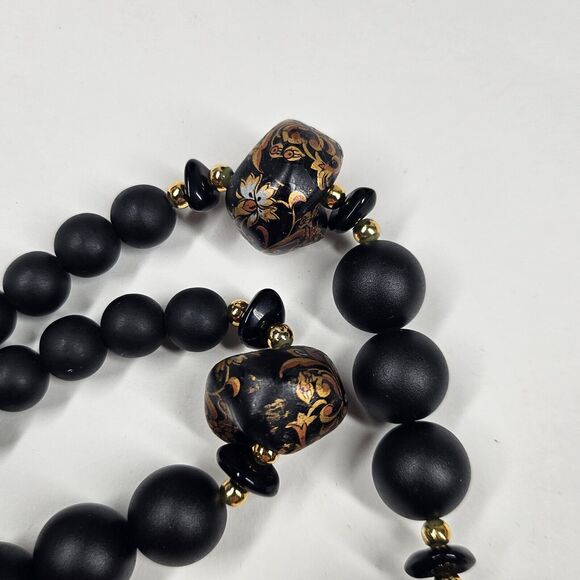 Clay Bead Necklace Matte Black Gold Handpainted Vintage Handmade - Picture 4 of 8